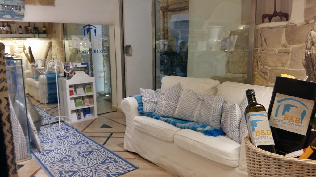 Portadamare Bed and Breakfast Trani Εξωτερικό φωτογραφία