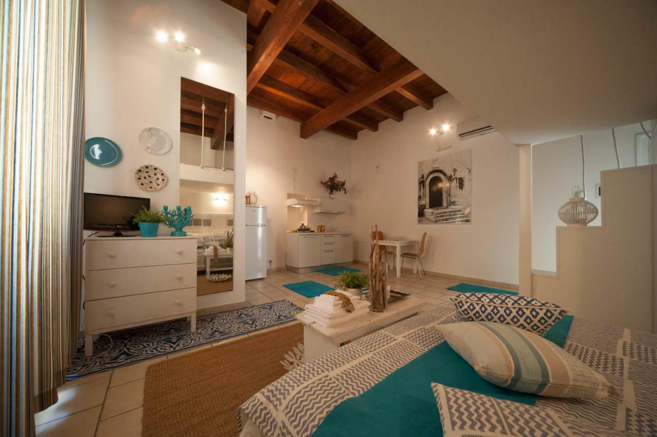 Portadamare Bed and Breakfast Trani Εξωτερικό φωτογραφία